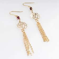 الصين gold chain flower shaped rose hanging earrings E30072 الصانع