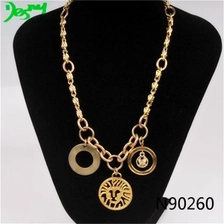 الصين unique gold egyptian lion style statement necklace N90260 الصانع