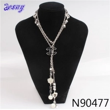 الصين vintage boutique chanel flower pearl pendant necklace N90477 الصانع