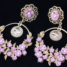 China Hot Sale Imitation Jewellery Europe and the United States pastoral wind luxury soft pottery water drops earrings coins beauty head retro flowers earrings manufacturer