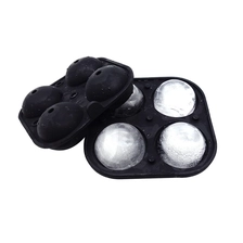 Cina 2.5 Inch Large Ice Sphere Mold Tray for Whiskey Ice Ball Maker with Lids Round Ice Ball Mold for Cocktail produttore