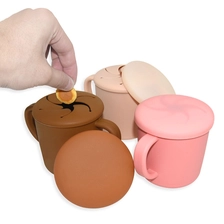 Cina Reusable 100% Silicone Baby Snack Contenitori con lavastoviglie Senza cassaforte Silicone Silicone Spill Snack Snack Tazza con manico produttore