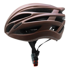 中国 CE認証を取得したハイエンドの自転車ヘルメット、Amazonの小売用ファッションサイクリングヘルメット メーカー