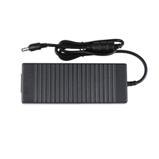 中国 新しいラップトップの電源アダプタ19V 6.3A 5.5 * 2.5mmの場合ASUS電源充電器 メーカー