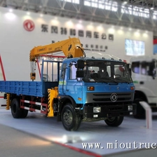 الصين 4 طن دونغفنغ 4 * 2 180hp Euro3 الذراع مستقيمة شاحنة رافعة الصانع