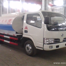 China 6 Wheeler distribuidor de asfalto, os veículos de asfalto pulverização, Dealer Truck asfalto 8-10cbm fabricante