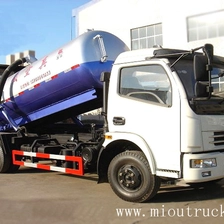 China 6CBM 4 * 2 4 TONELADA DE ESGOTO CAMINHÃO SUCÇÃO COM PODER 91KW fabricante