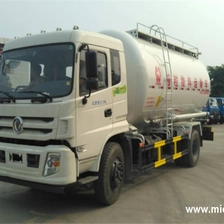 الصين Bulk cement truck Dongfeng 4x2  Powder material truck China supplier الصانع