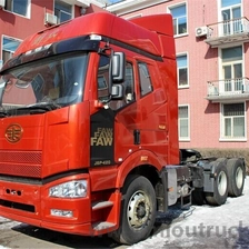 中国 一汽6X4 J6P CA4250P66K24T1A1E4高顶柴油拖车/牵引车 制造商