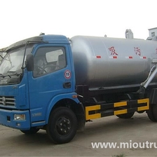 中国 东风汽车股份有限公司（东风）4X2真空吸污油罐车 制造商