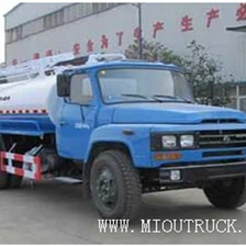 China DongFeng 4x2 Fecal Suction Truck  with cheap price fabricante