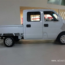 China Dongfeng 1.2L 87 hp gasoline 2.3 m Mini Trucks fabricante