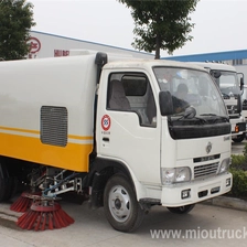 中国 东风4×2扫路车   供销售的道路清扫车 制造商
