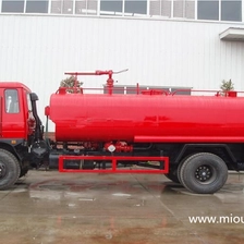 الصين Dongfeng 4X2  Yuchai 6 cylinder 160 hp 7CBM  fire truck الصانع