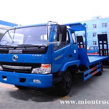 China Dongfeng 4x2 2ton Mini Plano Truck para venda fabricante