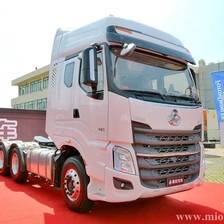 Tsina Dongfeng Chenglong 6x4 450hp tractor truck LZ4251M7DA Manufacturer