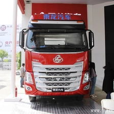 Tsina Dongfeng chenglong H7 6 * 4 500HP Tractor Truck Manufacturer