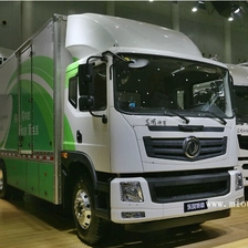 Chine Dongfeng pure electric 165 hp 4X2 6.7M van truck fabricant