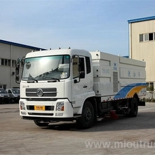 中国 低价新功能优质东风道路清扫车 制造商
