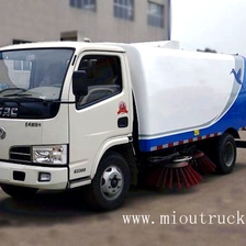 Tsina Small Dongfeng road sweeping truck 4*2  2t road sweeping truck Manufacturer