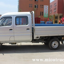 Chine type de d’entraînement Dongfeng 4 X 2 camion cargo mini 1,2 L 85 chevaux à vendre fabricant