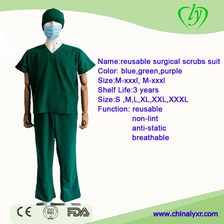 الصين Factory waterproof reusable Green surgical medical scrubs set الصانع