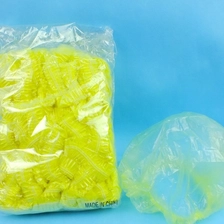 China Schöne und praktische Plastik Helle Farbe Ohr-Kappe Hersteller