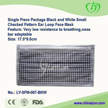 China Single-Piece Package Black and White Small Checked Pattern Face Mask manufacturer