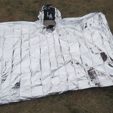 China Waterproof Emergency Poncho with Hood manufacturer