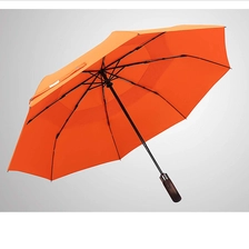 Chine Haute qualité parapluie respirant auto ouvert longue poignée en bois double couche parapluie de golf pliable fabricant
