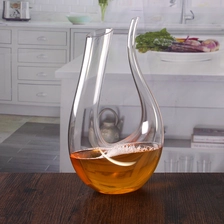 China 1700 ml grande em forma de vinagre de cristal de cristal atacadista fabricante