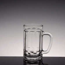 China explosões de 2016 atacado cerveja barata Prémio Taça vidro chumbo cerveja canecas podem ser personalizadas fabricante