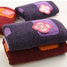 Cina 100% cotone jacquard asciugamani morbidi produttore