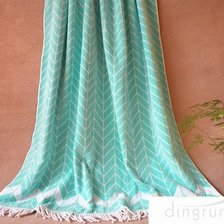 China Large Beach Towel with Tassel manufacturer