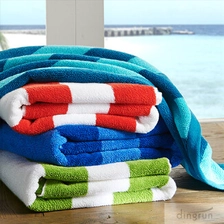 China Oversized 100% katoen goedkope gepersonaliseerde strandlaken fabrikant