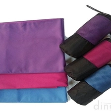 China Suede 100 polyester microvezel Travel Towel Met Mesh Bag fabrikant