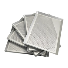 Cina Vassoio da forno perforato in alluminio 40x30 produttore