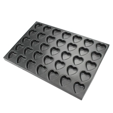 Cina Teglia 400 * 600MM a forma di cuore in alluminio rivestito in teflon produttore