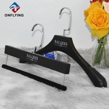China Durable Best Selling Black Dress Pants Wooden Hanger Set China Supplier manufacturer