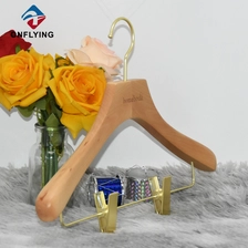 China High Quality Durable Coat & Skirt Wooden Hanger for Cloths China Manufacturer manufacturer