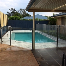 China semiframless swimming pool fence,aluminum glass pool fence Hersteller