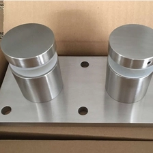 Chiny stal nierdzewna 316 marine grade System patowa szklana balustrada producent