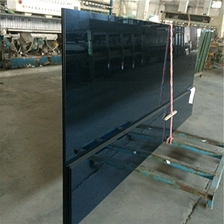 中国 Building 8mm blue heat reflective tempered glass,reflective toughened glass, tempered tinted reflective glass, reflective tempered coated glass. メーカー