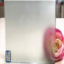 China Pre?o de fábrica 8mm Acid Etched fosco seguran?a vidro temperado fornecedor China fabricante