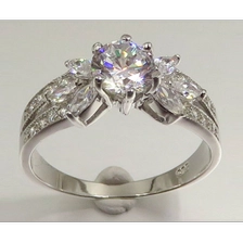 China 2018 Factory Direct Fashionable women 925 Sterling Sliver Ring China manufacturer