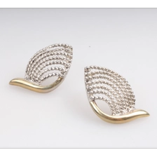 China New Items 2018 Fashionable Accessories Stud Earrings for Sensitive Ears Support Lower MOQ manufacturer