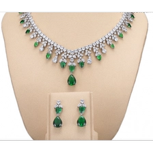 الصين Royal Princess Necklace Earring Ring Bracelet CZ Emerald Evening Dress Wedding Accessories Bridal jewelry Set الصانع