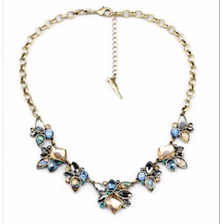 China Wholesale Bronze Alloy Colorful Crystal Short Chain Beads Necklace for Woman manufacturer