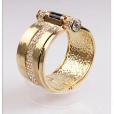 الصين Wide Bracelet Plated 18K Gold  Alloy Jewelry Fashion Bangle Bracelet Jewelry Designers الصانع