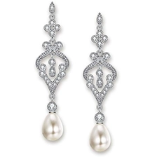 China 925 Sterling Silver Freshwater Cultured Pearl Teardrop Dangle Earrings for Christmas Promotion manufacturer